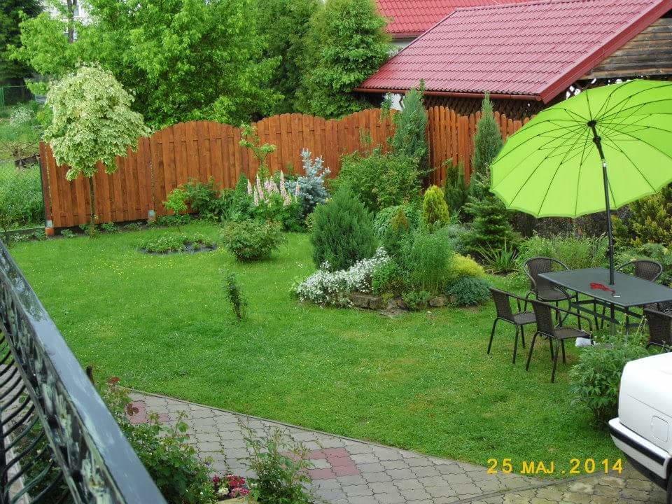 Przystanek Pod Skalkami Lägenhet Lesko Exteriör bild